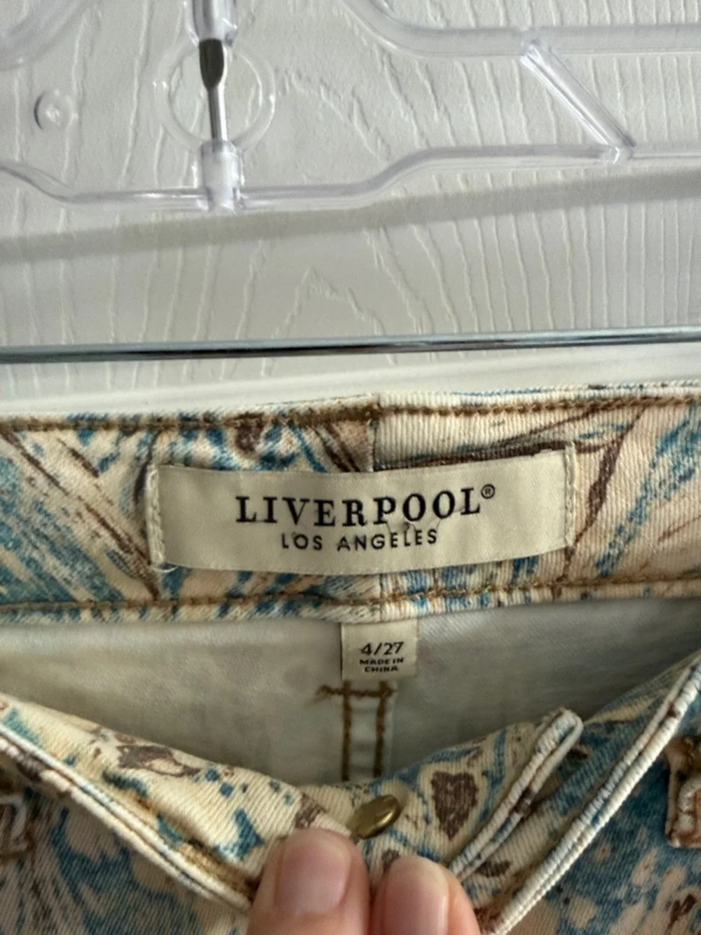 Liverpool Size 4/27 Swirl Print Flare Cropped Jeans in Cream, Blue & Brown - Picture 2 of 3